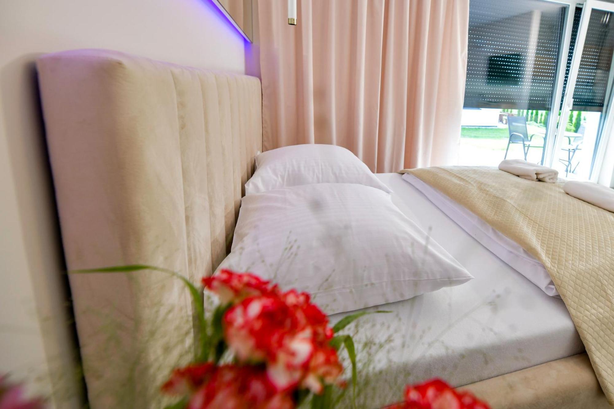 Słoneczne Wzgórze Zator Apartamento Exterior foto