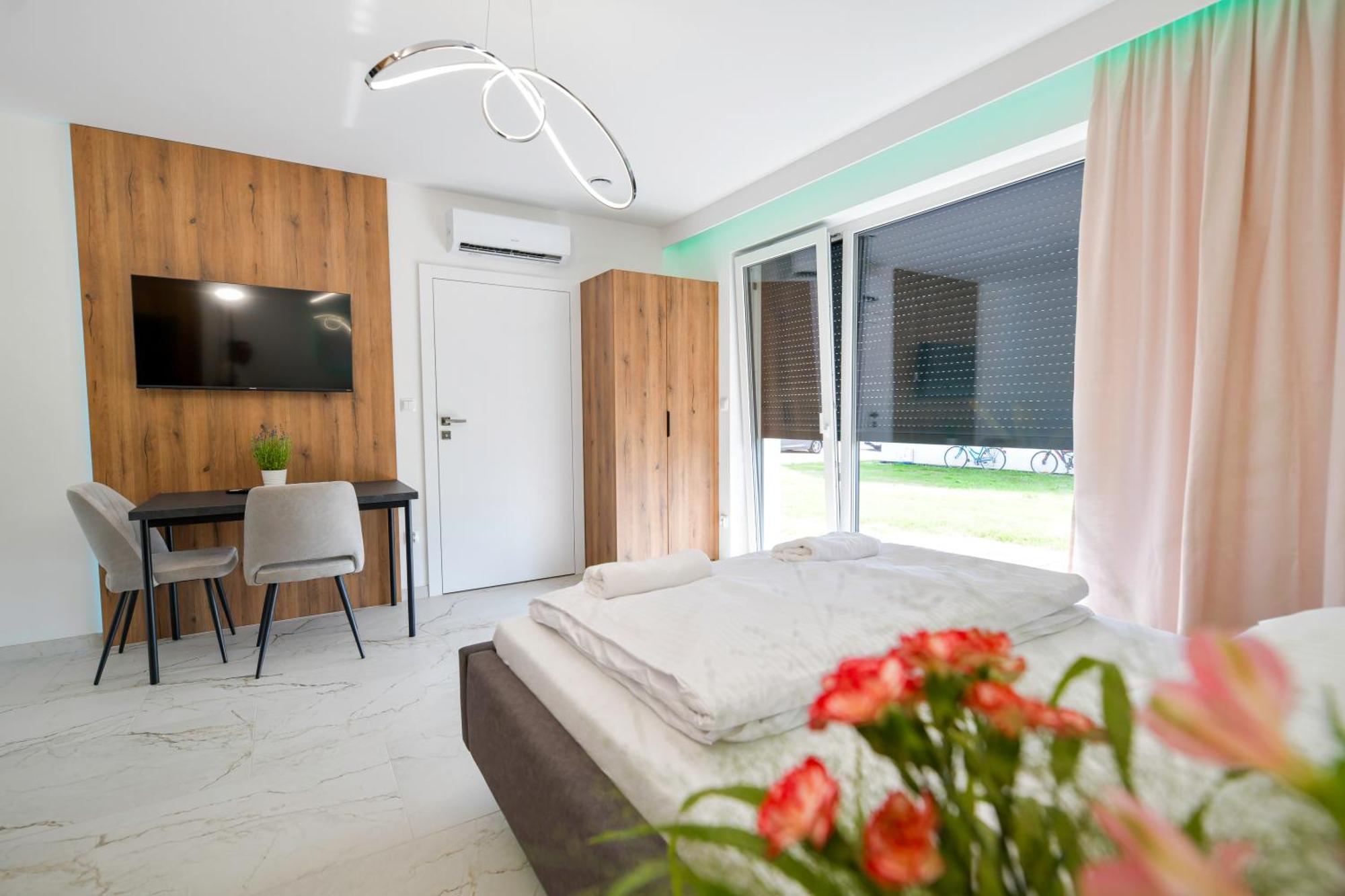 Słoneczne Wzgórze Zator Apartamento Exterior foto