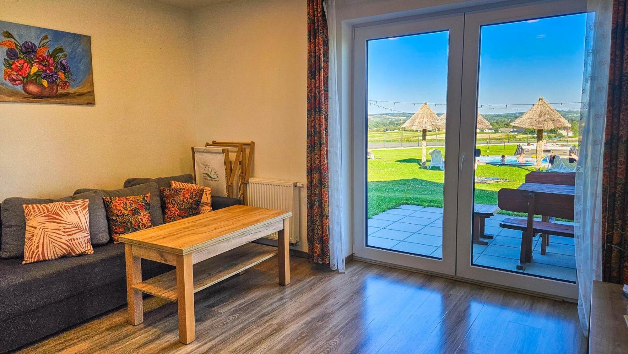 Słoneczne Wzgórze Zator Apartamento Exterior foto