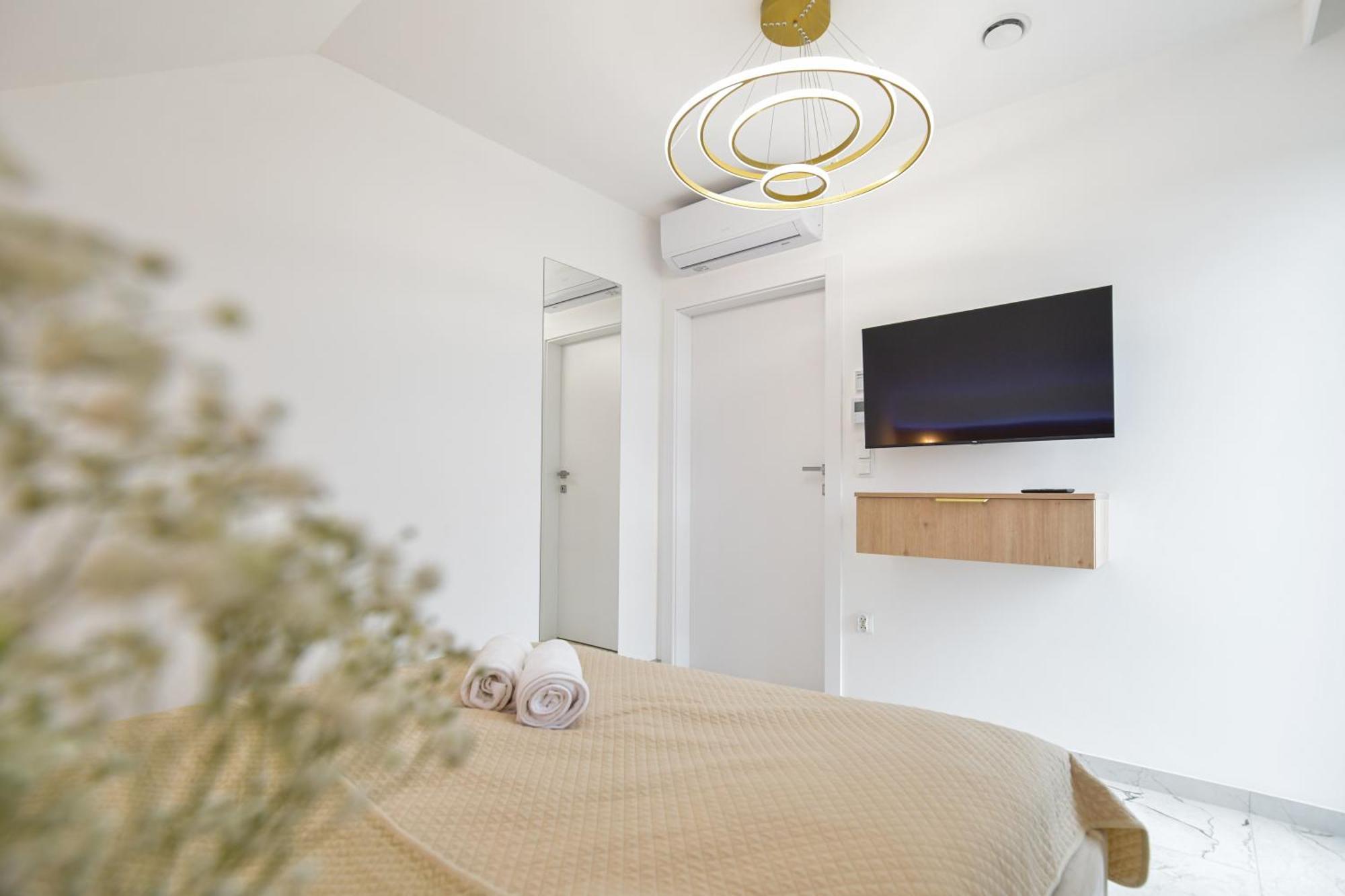 Słoneczne Wzgórze Zator Apartamento Exterior foto