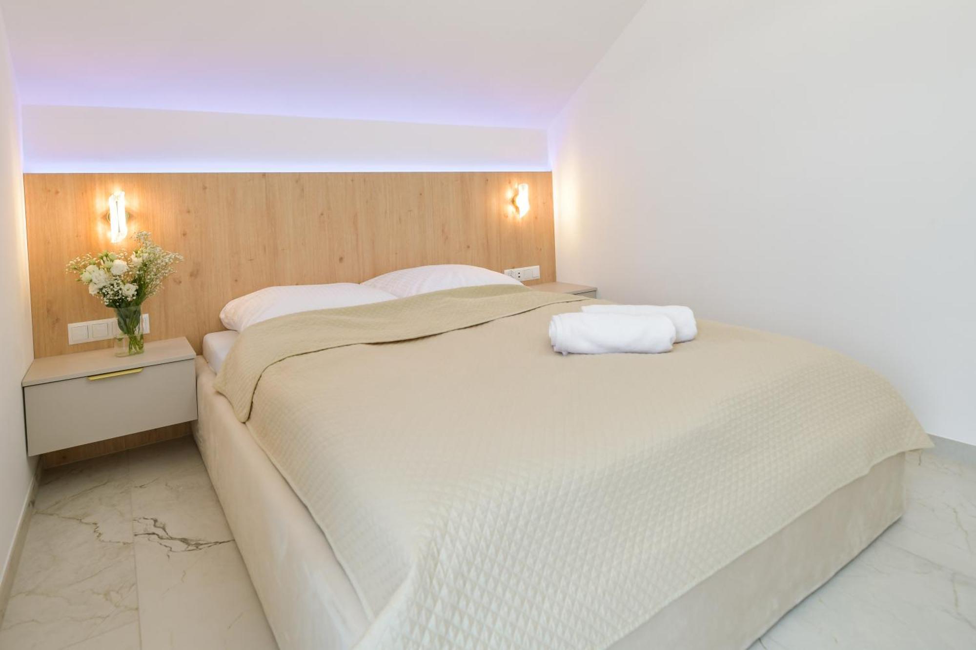 Słoneczne Wzgórze Zator Apartamento Exterior foto