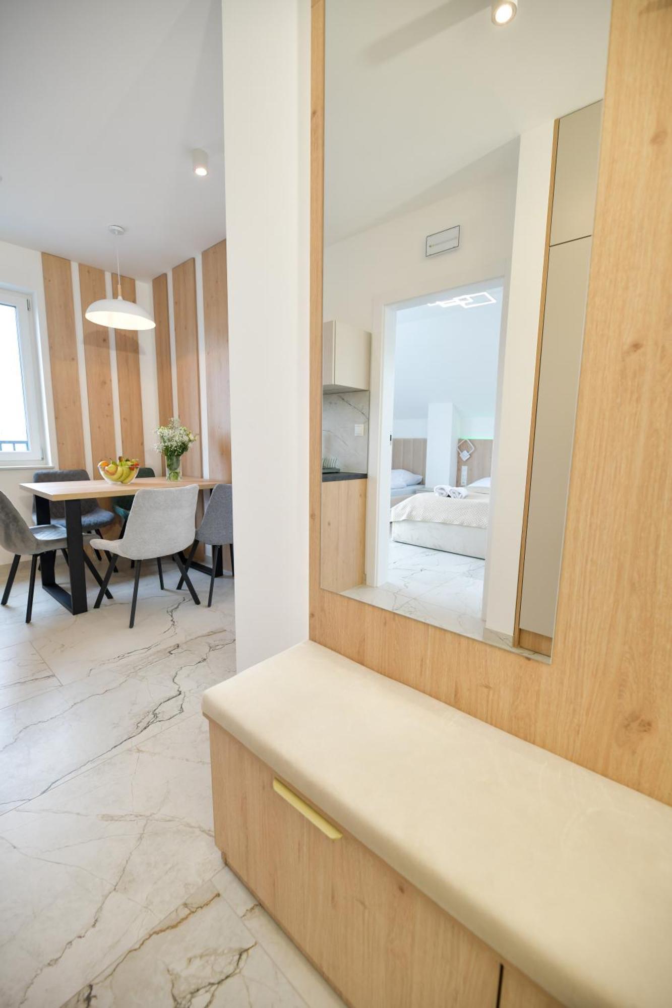 Słoneczne Wzgórze Zator Apartamento Exterior foto